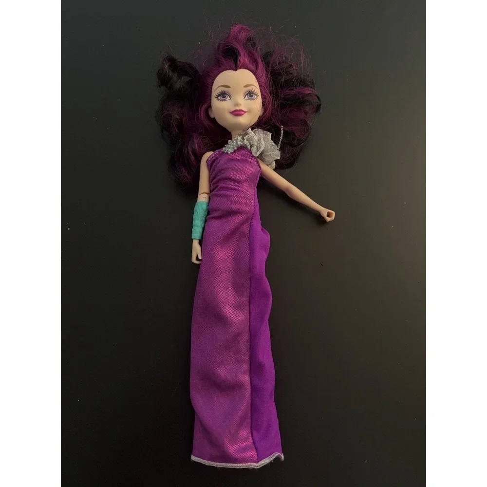 Mattel Ever After High Magic Arrow Raven Queen 10